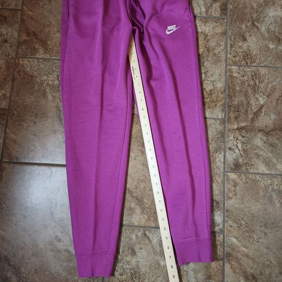 Nike Mid-Rise Fleece Joggers – Women’s Size Small, hot-fuchsia, Unworn - Picture 8 of 10